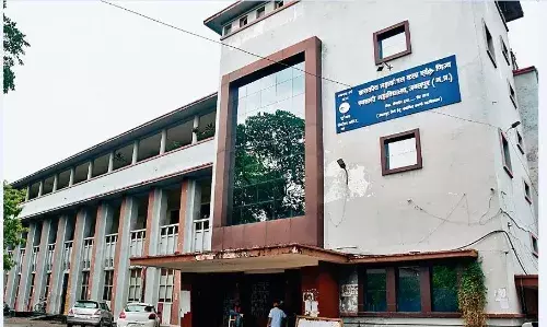 जब पूरे कॉलेज स्टाफ को मिला नोटिस तब सार्थक हुआ एप, मच गया हड़कंप जब पूरे कॉलेज स्टाफ को मिला नोटिस तब सार्थक हुआ एप, मच गया हड़कंप