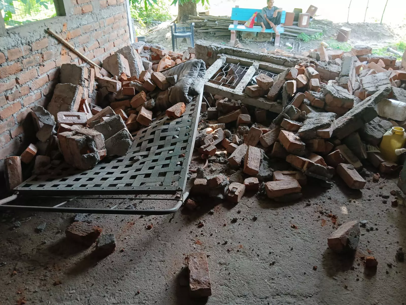 गड़चिरोली के चामोर्शी शहर की दहलीज पर पहुंचा टस्कर हाथी, खेतों में मचाया उत्पात गड़चिरोली के चामोर्शी शहर की दहलीज पर पहुंचा टस्कर हाथी, खेतों में मचाया उत्पात