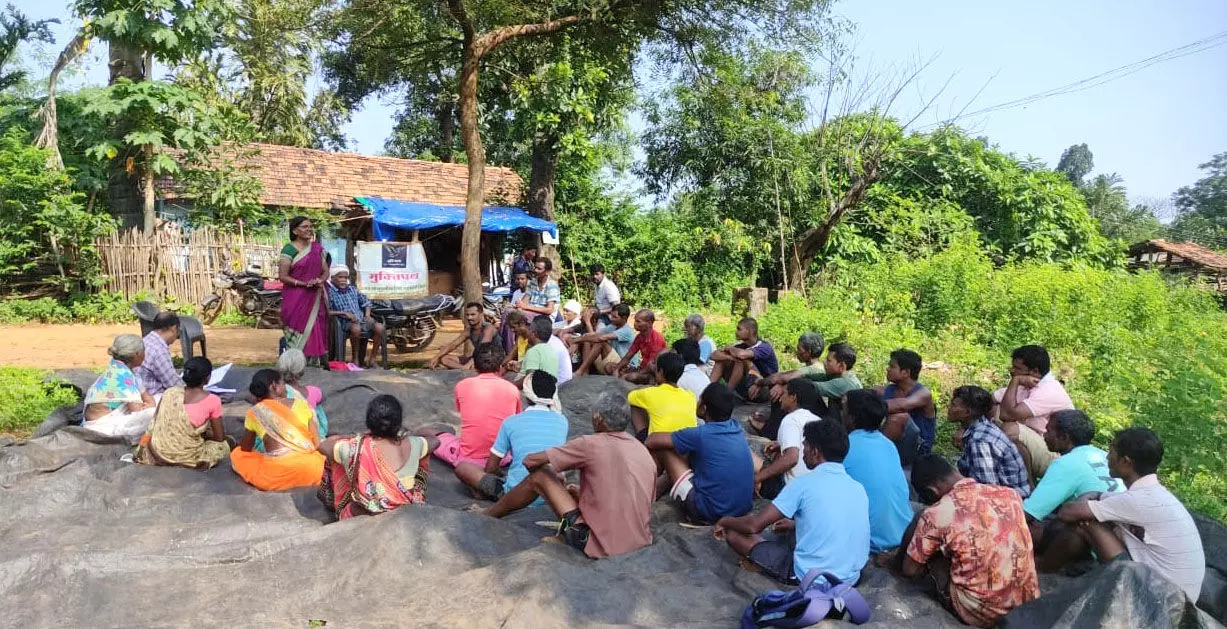 गड़चिरोली में महिलाएं सख्त, शराब बेची तो देना होगा 20 हजार का जुर्माना गड़चिरोली में महिलाएं सख्त, शराब बेची तो देना होगा 20 हजार का जुर्माना