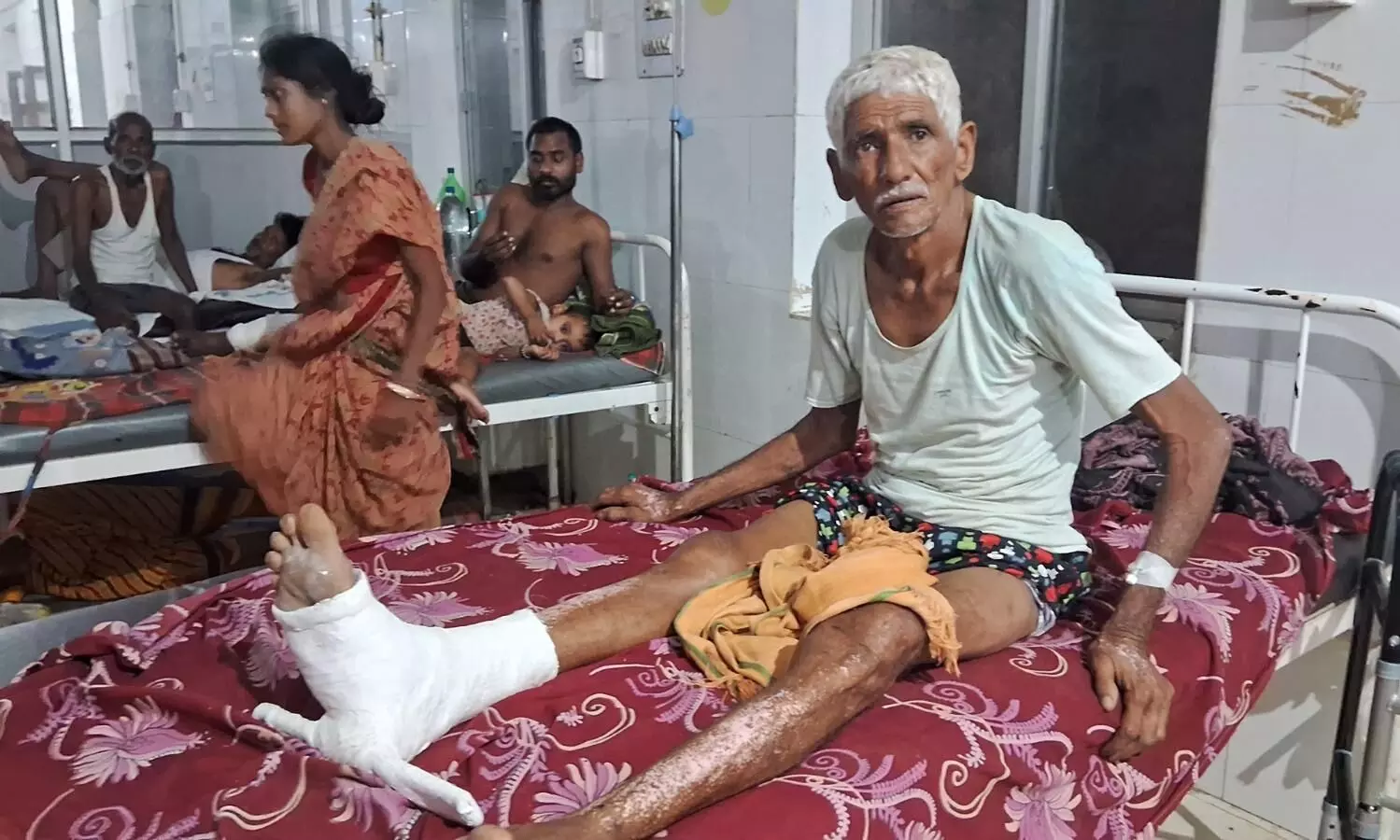 ब्लड ट्रांसफ्यूजन के क्रॉस मैच के लिए, मरीज की जगह ले लिया बेटे का रक्त ब्लड ट्रांसफ्यूजन के क्रॉस मैच के लिए, मरीज की जगह ले लिया बेटे का रक्त