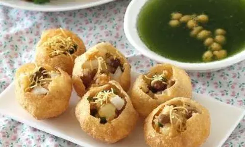 अब फेमस स्ट्रीट फूड बनाना बेहद आसान, यहां देखें पानी पूरी बनाने की आसान रेसिपी अब फेमस स्ट्रीट फूड बनाना बेहद आसान, यहां देखें पानी पूरी बनाने की आसान रेसिपी