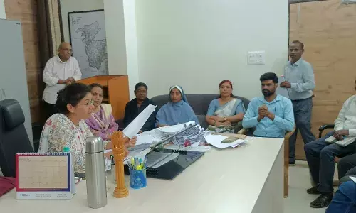 तीन बड़े निजी स्कूलों के सामने बच्चें को उतारने पर लगाई पाबंदी