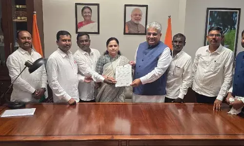 चंद्रपुर के जिवती के 14 सीमावर्ती गांवों को महाराष्ट्र में शामिल करें चंद्रपुर के जिवती के 14 सीमावर्ती गांवों को महाराष्ट्र में शामिल करें