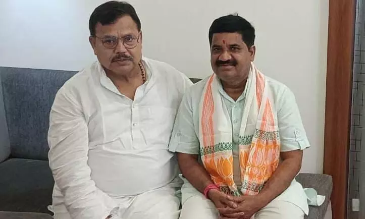 गुनौर विधायक ने ऊर्जा मंत्री को दिया पत्र, हरद्वाही और लुहरगांव में स्थापित हो अतिरिक्त विद्युत उपकेंद्र गुनौर विधायक ने ऊर्जा मंत्री को दिया पत्र, हरद्वाही और लुहरगांव में स्थापित हो अतिरिक्त विद्युत उपकेंद्र