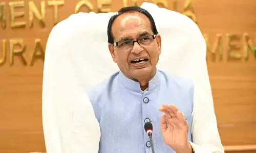 एसएचजी की लाखों महिलाओं से शिवराज ने किया संवाद, दीदियों के कौशल से संस्कृति जीवंत एसएचजी की लाखों महिलाओं से शिवराज ने किया संवाद, दीदियों के कौशल से संस्कृति जीवंत