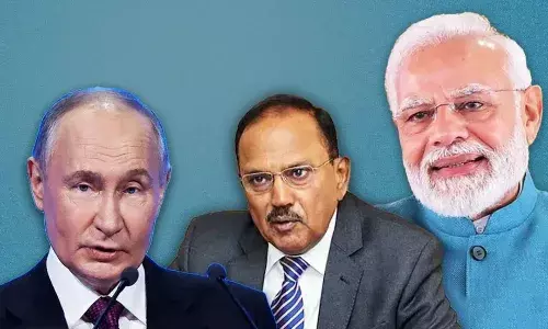 ट्रंप टैरिफ वार के बीच आई बड़ी खबर, इस साल के अंत तक भारत का दौरा कर सकते हैं पुतिन ट्रंप टैरिफ वार के बीच आई बड़ी खबर, इस साल के अंत तक भारत का दौरा कर सकते हैं पुतिन