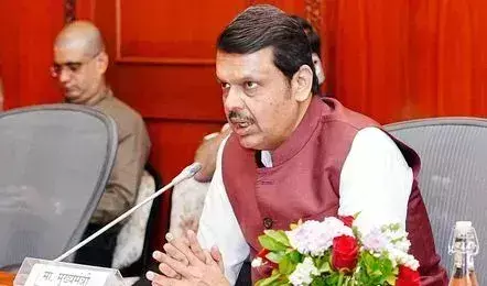 देवेंद्र फडणवीस ने कहा - राहुल गांधी के दिमाग की चिप चोरी हो गई हैं देवेंद्र फडणवीस ने कहा - राहुल गांधी के दिमाग की चिप चोरी हो गई हैं