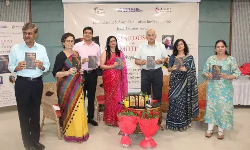 दिव्या यादव की पुस्तक “स्टारडस्ट ऑफ इमोशंस”  का अरेरा क्लब में आयोजित कार्यक्रम में हुआ लोकार्पण