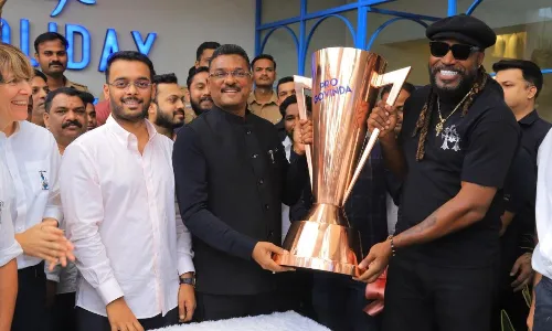 महाराष्ट्र में राइड-हेलिंग सेवा रैपिडो पर सरकार ने की कार्रवाई, मंत्री के बेटे ने बनाया स्पॉन्सर, विपक्ष कर रहा हंगामा, जानिए क्या है मामला महाराष्ट्र में राइड-हेलिंग सेवा रैपिडो पर सरकार ने की कार्रवाई, मंत्री के बेटे ने बनाया स्पॉन्सर, विपक्ष कर रहा हंगामा, जानिए क्या है मामला
