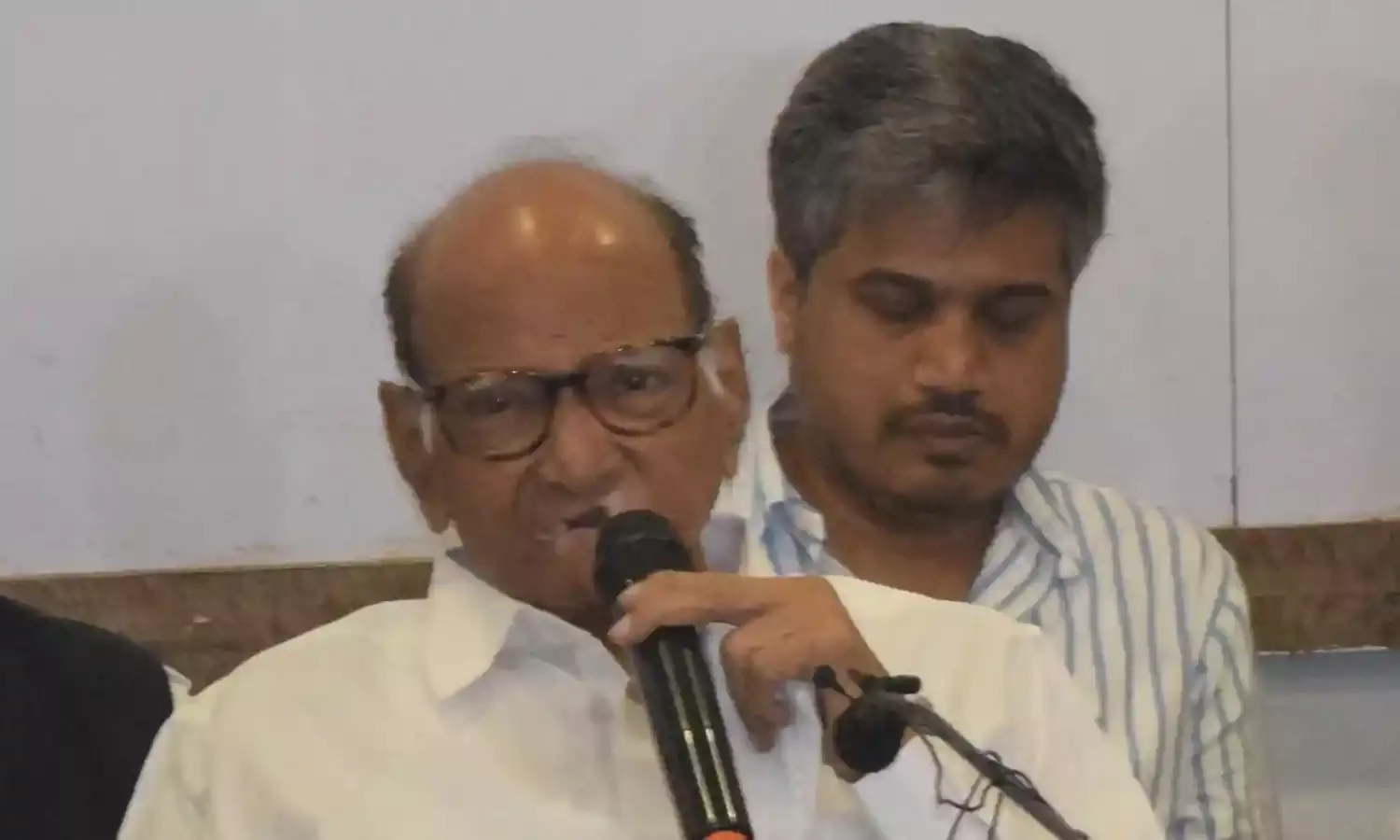 महाराष्ट्र विधानसभा चुनाव से पहले दो लोग मिले,160 सीट जिताने की गारंटी दे रहे थे