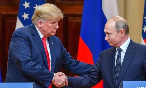डोनाल्ड ट्रंप और रूसी राष्ट्रपति पुतिन के बीच जल्द होगी मुलाकात, बताई जा रही ये वजह!