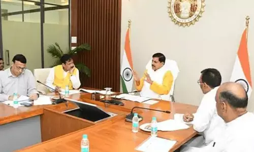 रेल कोच इकाई से राजधानी के निकट होगी अधोसंरचना सशक्त - मुख्यमंत्री डॉ यादव रेल कोच इकाई से राजधानी के निकट होगी अधोसंरचना सशक्त - मुख्यमंत्री डॉ यादव