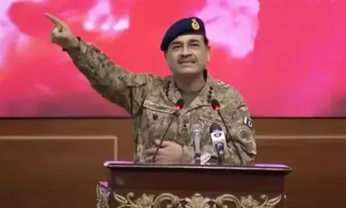 पाकिस्तान ने भारत को परमाणु हमले की दी धमकी! पूर्वी इलाके पर करने वाला है अटैक पाकिस्तान ने भारत को परमाणु हमले की दी धमकी! पूर्वी इलाके पर करने वाला है अटैक