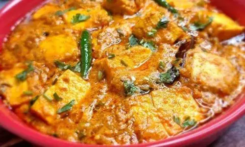 जन्माष्टमी पर बनाएं बिना प्याज-लहसुन के लाजवाब दही पनीर, इतनी टेस्टी कि बाहर की सब्जियां खाना भूल ही जाएंगे