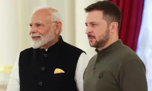 रूसी हमलों के बीच जेलेंस्की ने पीएम मोदी से की बात, यूक्रेनी राष्ट्रपति बोले - हमारे शांति प्रयासों के समर्थन में भारत रूसी हमलों के बीच जेलेंस्की ने पीएम मोदी से की बात, यूक्रेनी राष्ट्रपति बोले - हमारे शांति प्रयासों के समर्थन में भारत