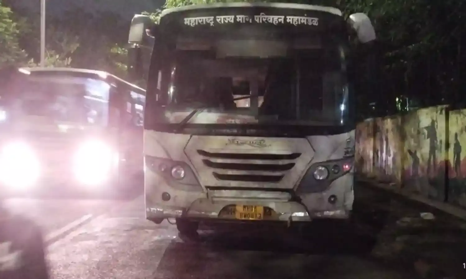 एसटी की शिवशाही ने मंज़िल से पहले ही तोड़ दिया दम, वरुड से आ रही थी संतरानगरी