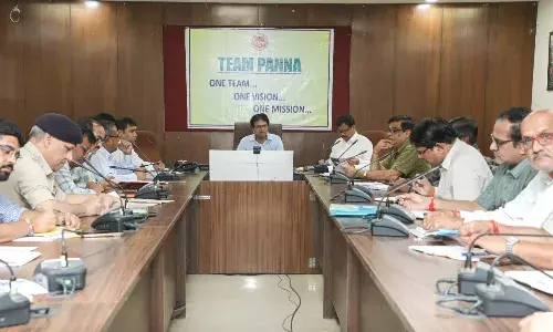 हर घर तिरंगा अभियान के शेष दिवसों में गतिविधियां बढायें: कलेक्टर