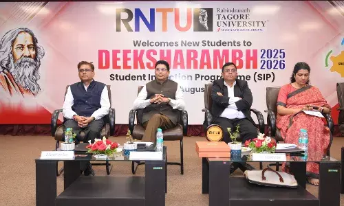 रबीन्द्रनाथ टैगोर विश्वविद्यालय में हर्षोल्लासपूर्वक प्रारंभ हुआ दीक्षारंभ 2025, नवप्रवेशी विद्यार्थियों का हुआ भव्य स्वागत रबीन्द्रनाथ टैगोर विश्वविद्यालय में हर्षोल्लासपूर्वक प्रारंभ हुआ दीक्षारंभ 2025, नवप्रवेशी विद्यार्थियों का हुआ भव्य स्वागत