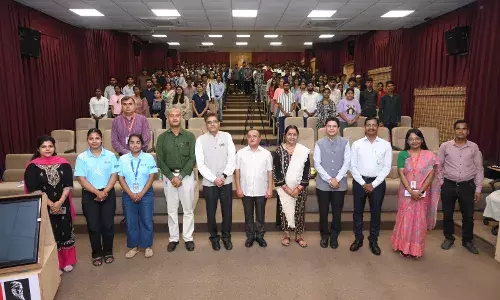 रबीन्द्रनाथ टैगोर विश्वविद्यालय में सम्पन्न हुआ ‘दीक्षारंभ 2025’ – नवप्रवेशी विद्यार्थियों का हुवा भव्य स्वागत रबीन्द्रनाथ टैगोर विश्वविद्यालय में सम्पन्न हुआ ‘दीक्षारंभ 2025’ – नवप्रवेशी विद्यार्थियों का हुवा भव्य स्वागत