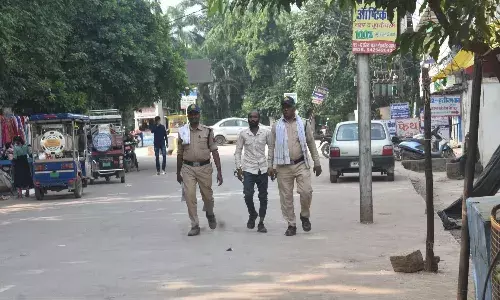 चोरी के आरोपी को पुलिस ने इंदौर से किया गिरफ्तार, 5 माह से चल रहा था फरार, गहने बरामद चोरी के आरोपी को पुलिस ने इंदौर से किया गिरफ्तार, 5 माह से चल रहा था फरार, गहने बरामद