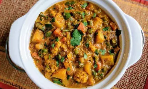 अब ढाबा स्टाइल मिक्स वेज घर पर, बस ध्यान से देखें ये रेसिपी