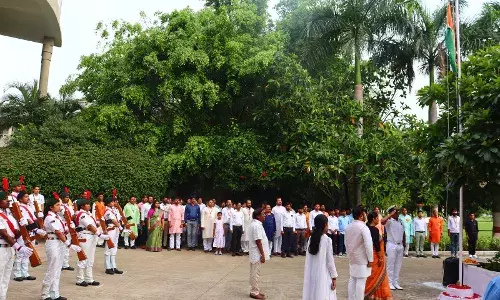 मध्यांचल प्रोफेशनल विश्वविद्यालय में मनाया गया 79वां स्वतंत्रता दिवस मध्यांचल प्रोफेशनल विश्वविद्यालय में मनाया गया 79वां स्वतंत्रता दिवस