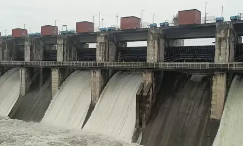 मूसलधार बारिश से बढ़ी परेशानी, मांजरा जलाशय में 90% तक हुआ जलभराव