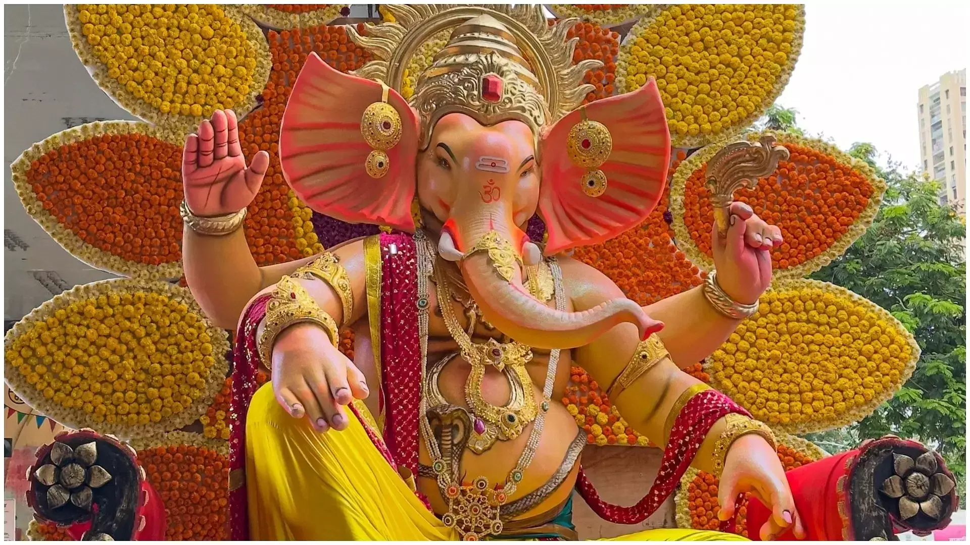 अब तक गणेश मंडलों को नहीं मिली अनुमति, दो चरण में सत्यापन, देरी की संभावना अब तक गणेश मंडलों को नहीं मिली अनुमति, दो चरण में सत्यापन, देरी की संभावना