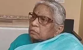 श्री जुगल किशोर मंदिर में लगी रेलिंग पर पूर्व मंत्री कुसुम सिंह मेहदेले ने जताई आपत्ति श्री जुगल किशोर मंदिर में लगी रेलिंग पर पूर्व मंत्री कुसुम सिंह मेहदेले ने जताई आपत्ति