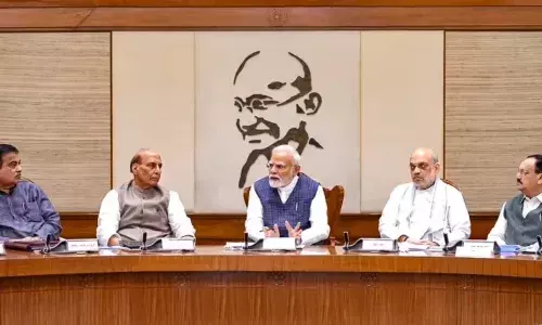 प्रधानमंत्री नरेंद्र मोदी ने बुलाई अहम बैठक, इस मुद्दे पर हो सकती है चर्चा! प्रधानमंत्री नरेंद्र मोदी ने बुलाई अहम बैठक, इस मुद्दे पर हो सकती है चर्चा!