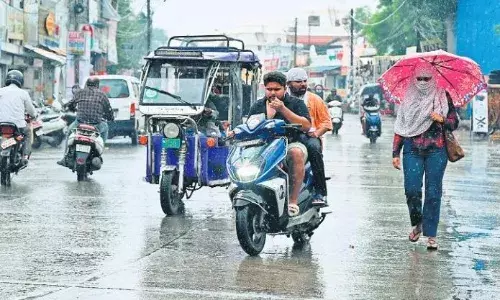 पूर्वी मध्यप्रदेश में अब तक 24 फीसदी ज्यादा बरसे बादल पूर्वी मध्यप्रदेश में अब तक 24 फीसदी ज्यादा बरसे बादल