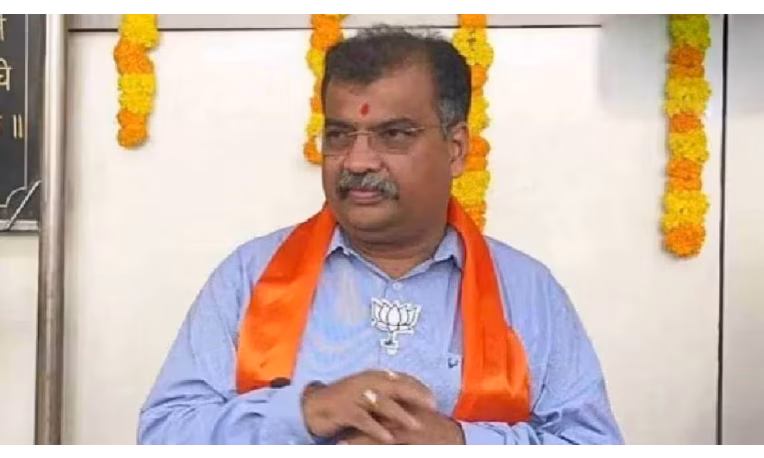 चव्हाण ने कहा - श्रमिकों की एक साल में दो बार होगी वेतन वृद्धि