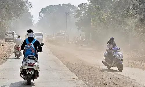 154 करोड़ खर्च हुए पर केवल मानसून सीजन में बैलेंस रहती है एयर क्वालिटी 154 करोड़ खर्च हुए पर केवल मानसून सीजन में बैलेंस रहती है एयर क्वालिटी