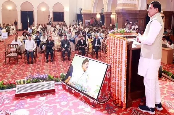 सम्पूर्णता अभियान से आकांक्षी जिलों और विकासखंडों के रहवासियों के जीवन में आया सकारात्मक बदलाव - मुख्यमंत्री डॉ. यादव सम्पूर्णता अभियान से आकांक्षी जिलों और विकासखंडों के रहवासियों के जीवन में आया सकारात्मक बदलाव - मुख्यमंत्री डॉ. यादव