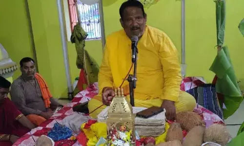 श्रीमद् भागवत कथा में मनाया गया श्री कृष्ण जन्मोत्सव श्रीमद् भागवत कथा में मनाया गया श्री कृष्ण जन्मोत्सव