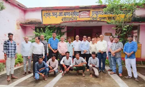 जपं सीईओ व बीआरसी टीम ने किया छात्रावासों का औचक निरीक्षण जपं सीईओ व बीआरसी टीम ने किया छात्रावासों का औचक निरीक्षण