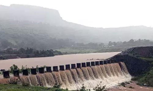 झमाझम बारिश से सिंचन बांध लबालब, मंदिर में श्रद्धालुओं की संख्या घटी