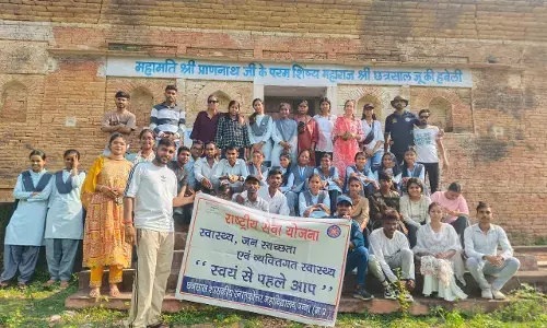 राष्ट्रीय सेवा योजना महिला इकाई द्वारा चौपडा मंदिर में चलाया स्वच्छता अभियान राष्ट्रीय सेवा योजना महिला इकाई द्वारा चौपडा मंदिर में चलाया स्वच्छता अभियान