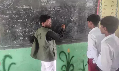कहीं आंगनवाड़ी-विद्यालय की छत टपकती मिली, तो कहीं शिक्षक ही नहीं मिले कहीं आंगनवाड़ी-विद्यालय की छत टपकती मिली, तो कहीं शिक्षक ही नहीं मिले