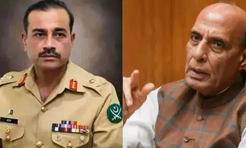 पाकिस्तान अभी भी डंपर है तो ये उनकी नाकामी, राजनाथ सिंह ने पाक आर्मी चीफ आसिम मुनीर को लगाई लताड़ पाकिस्तान अभी भी डंपर है तो ये उनकी नाकामी, राजनाथ सिंह ने पाक आर्मी चीफ आसिम मुनीर को लगाई लताड़