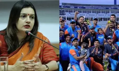 प्रियंका चतुर्वेदी ने सूचना एवं प्रसारण मंत्री को लिखा पत्र, भारत-पाक मैच की लाइव स्ट्रीमिंग पर रोक लगाने की उठाई मांग