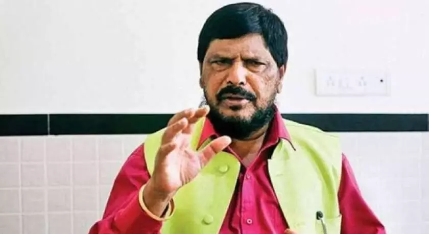 ठाकरे ब्रांड ध्वस्त, उद्धव और राज ठाकरे के चुनाव हारने पर केंद्रीय मंत्री रामदास अठावले ने साधा निशाना ठाकरे ब्रांड ध्वस्त, उद्धव और राज ठाकरे के चुनाव हारने पर केंद्रीय मंत्री रामदास अठावले ने साधा निशाना
