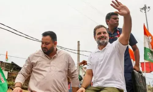 महाराष्ट्र और हरियाणा की तरह बिहार में नहीं होने देंगे वोट चोरी, बीजेपी पर बरसे राहुल गांधी महाराष्ट्र और हरियाणा की तरह बिहार में नहीं होने देंगे वोट चोरी, बीजेपी पर बरसे राहुल गांधी