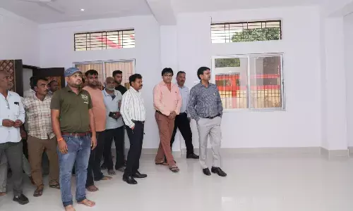 कलेक्टर ने पटना तमोली के नवनिर्मित ग्राम पंचायत भवन का किया अवलोकन