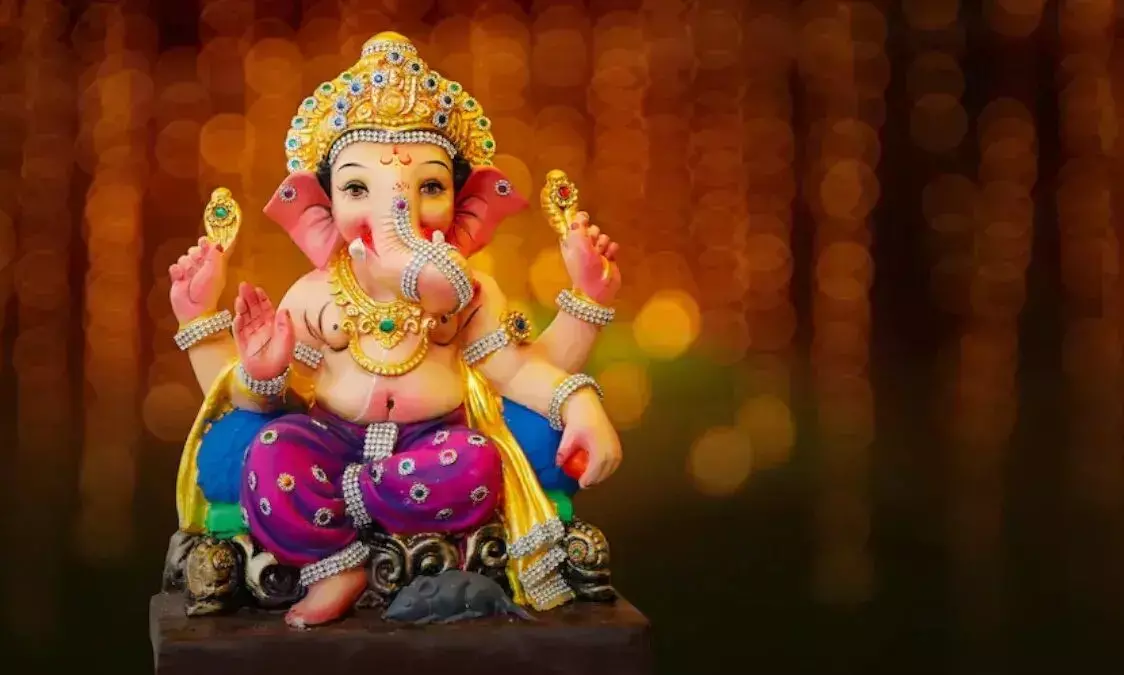 देवा श्री गणेश से लेकर शेंदूर लाल चढ़ायो तक, इन बॉलीवुड गानों के साथ मनाएं गणेश चतुर्थी का जश्न, त्योहार में लग जाएंगे चार चांद देवा श्री गणेश से लेकर शेंदूर लाल चढ़ायो तक, इन बॉलीवुड गानों के साथ मनाएं गणेश चतुर्थी का जश्न, त्योहार में लग जाएंगे चार चांद