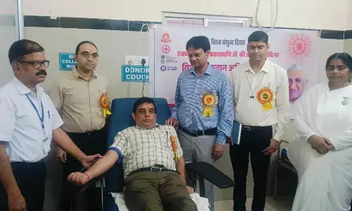 ब्रम्हााकुमारी विश्वविद्यालय द्वारा आयोजित किया गया रक्तदान शिविर