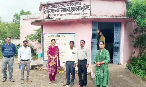 विकासखण्ड शिक्षा अधिकारी ने विद्यालयों का किया औचक निरीक्षण