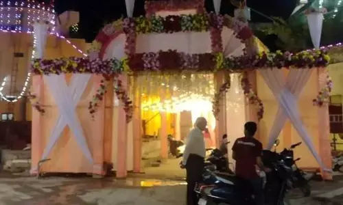 गणेशोत्सव आज से प्रारंभ, रोशनी व सजावट से जगमगाया श्री बडे गणेश जी मंदिर गणेशोत्सव आज से प्रारंभ, रोशनी व सजावट से जगमगाया श्री बडे गणेश जी मंदिर