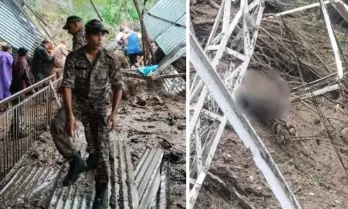वैष्णो देवी लैंडस्लाइड हादसे में अब तक 34 की मौत, कई लोग अभी भी लापता, सीएम उमर अब्दुल्ला ने किया मुआवजे का ऐलान वैष्णो देवी लैंडस्लाइड हादसे में अब तक 34 की मौत, कई लोग अभी भी लापता, सीएम उमर अब्दुल्ला ने किया मुआवजे का ऐलान