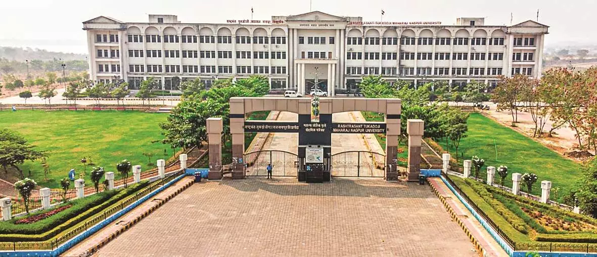 जीआर अवैध, विश्वविद्यालय में कर्मचारियों के लिए पदोन्नति का रास्ता साफ जीआर अवैध, विश्वविद्यालय में कर्मचारियों के लिए पदोन्नति का रास्ता साफ
